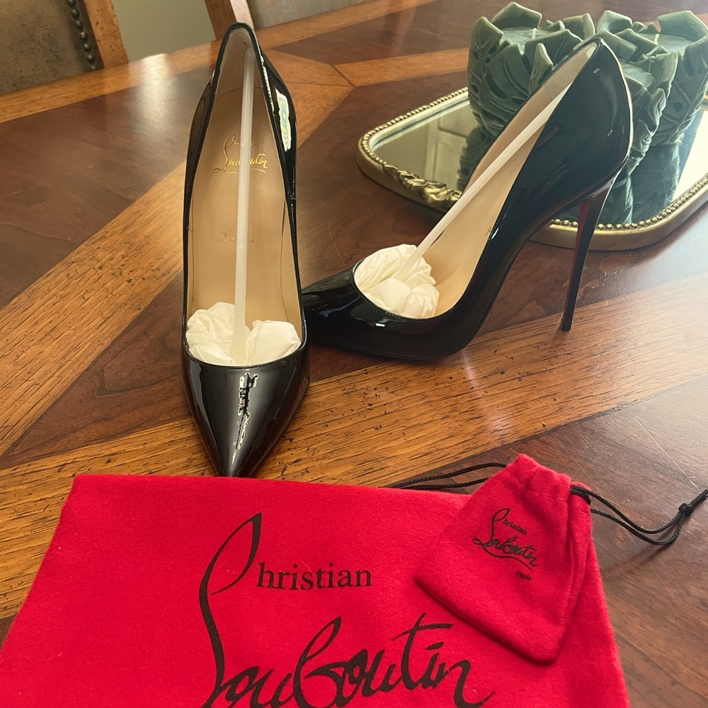 Brand new Louboutin “So Kate” black patent leather 120mm heels size 38